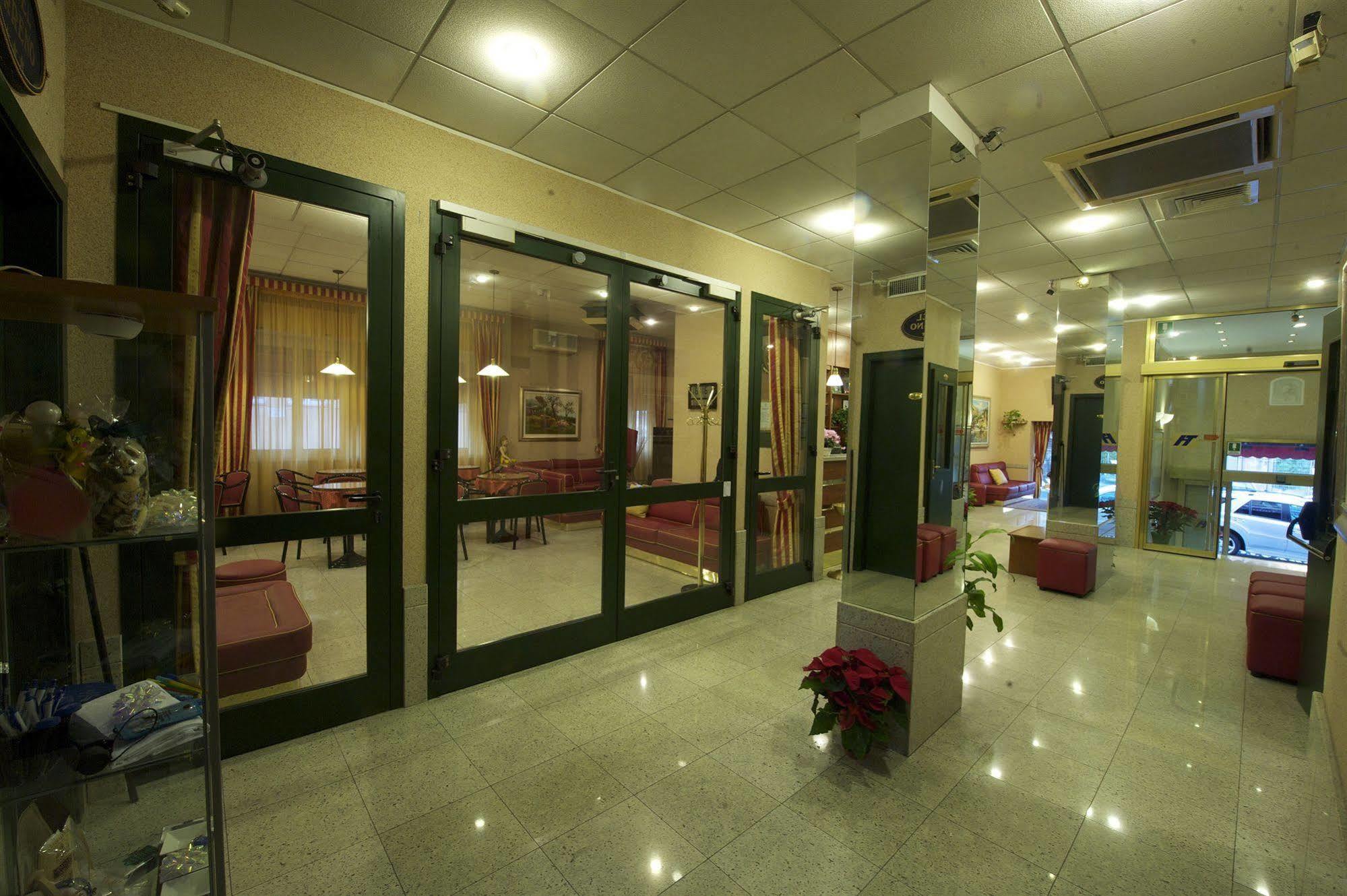 Hotel Tirreno Génova Exterior foto