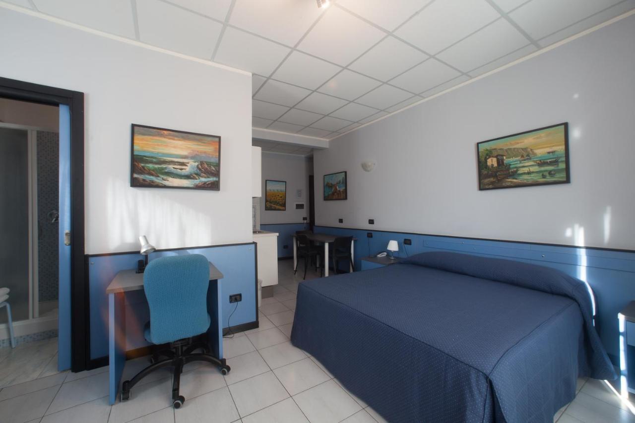 Hotel Tirreno Génova Exterior foto